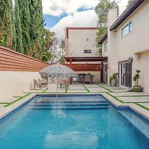  Holiday home Beautiful 5 Bedroom 8 Bed Sleeps Up To 16 With Pool Near Universal